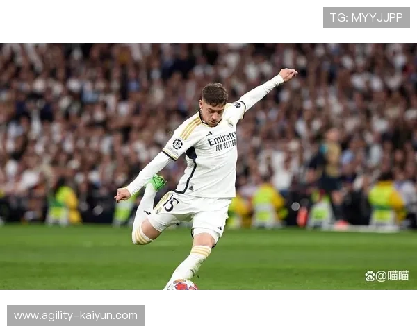 近十年全球足球十大球星排名揭晓 谁是足坛的真正王者